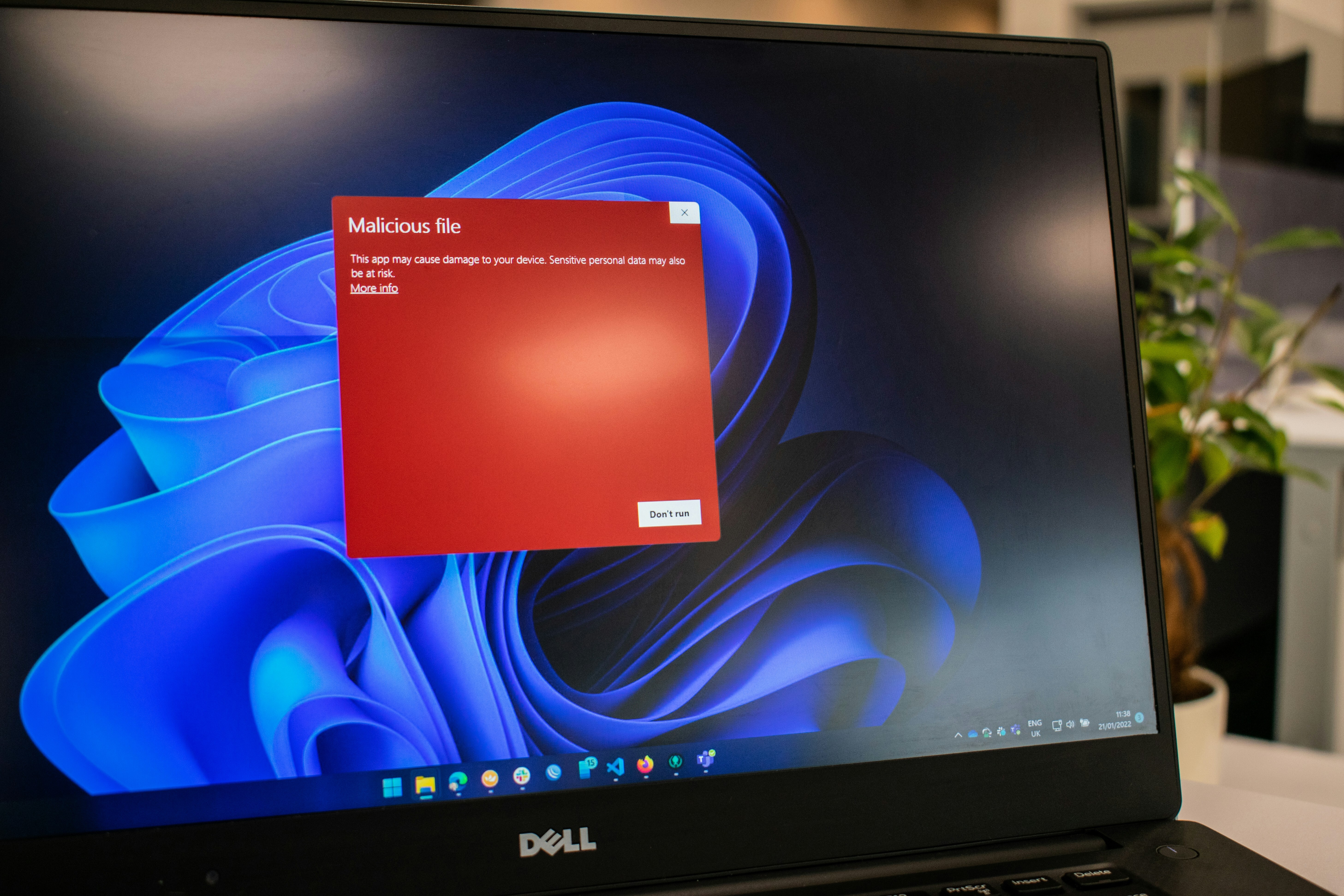 Malicious Code Warning on a Computer Screen
